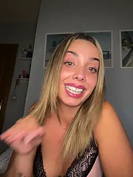 space_couple webcam