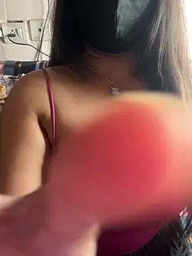 Watch mysterious_Divya live on EroticFlix - High definition streams