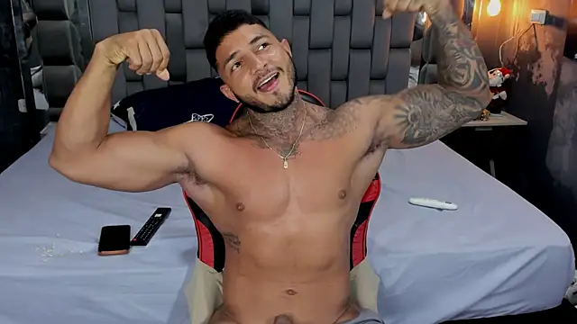 JackMclain webcam