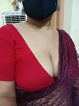Watch Bantyroy551 live on EroticFlix - High definition streams