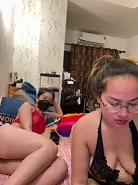 Watch Ponthip live on EroticFlix - High definition streams