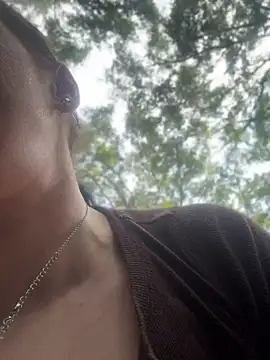 lolabunny9 (F milf) - I’m free!!!!! Divorce celebration