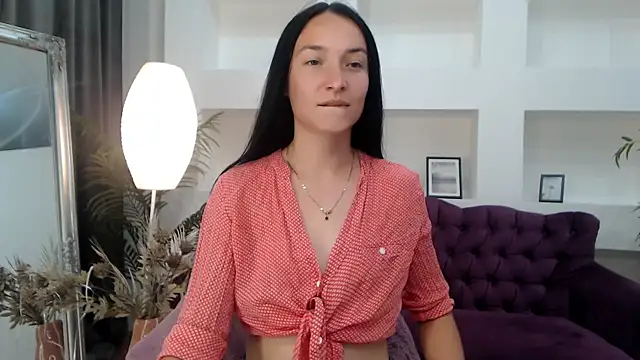 Yr_Shy_Bae webcam