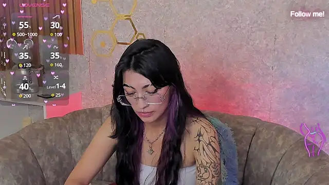 mia_smoke_ webcam