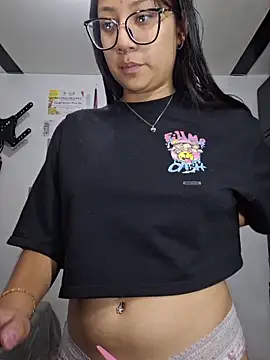 Isax_red webcam