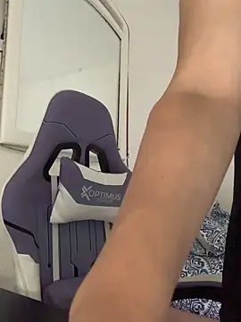 La-Gatiita-trans's room