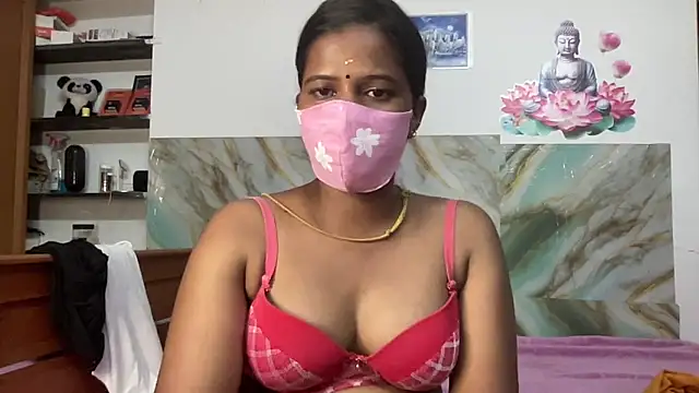 TN_IN_Romantic_Couples live Stripchat room