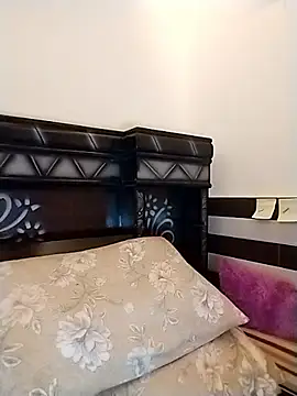 Wild_Vassu webcam