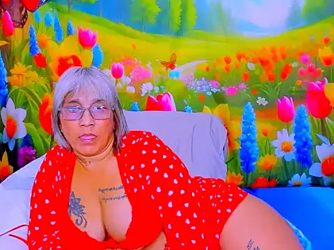 indianroxy webcam