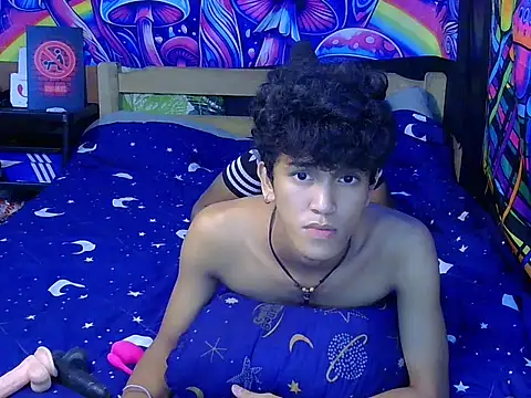 hugekenbigcock (M young) - CUM WITH ME HERE
