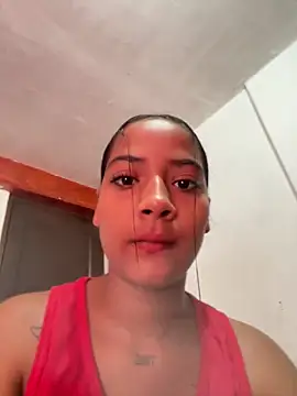 AyshelDoll1 webcam