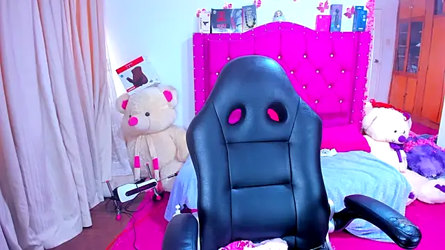 Luna_Analya webcam