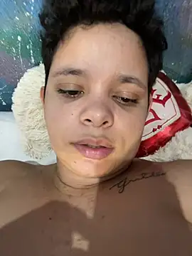 Watch ZayaPoisonIvy live on EroticFlix - High definition streams