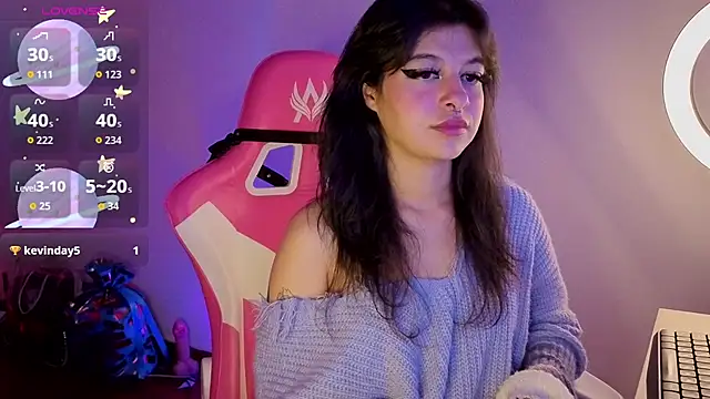 larah_uwu webcam