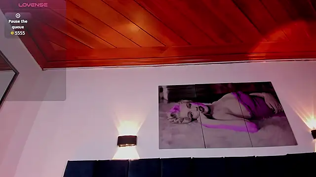 SharonLovee webcam