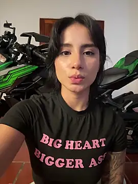 Ale_Lewis webcam
