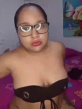 Watch Angelly_ricura live on EroticFlix - High definition streams