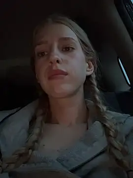 kira_mia webcam