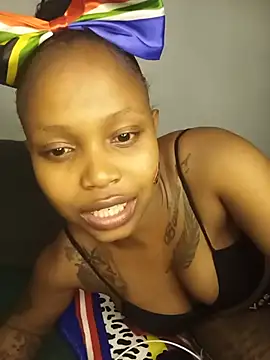 BeverlyQueen15 webcam
