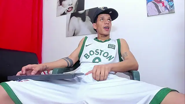 big_hot_boy_ webcam