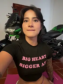 Ale_Lewis webcam