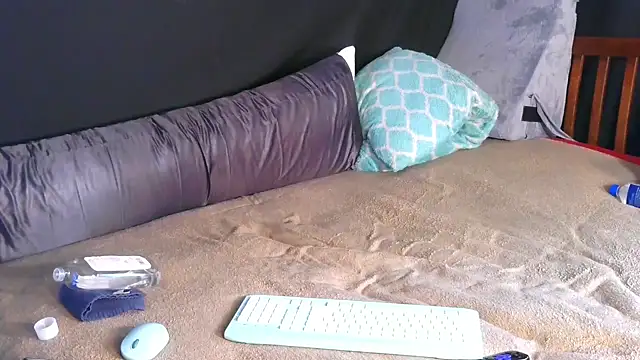 Carolinayoungin webcam