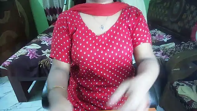 BengaliQueenStar webcam