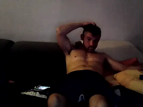Cambitchboy live cam on StripChat