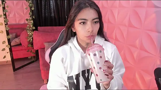 NattGomez webcam