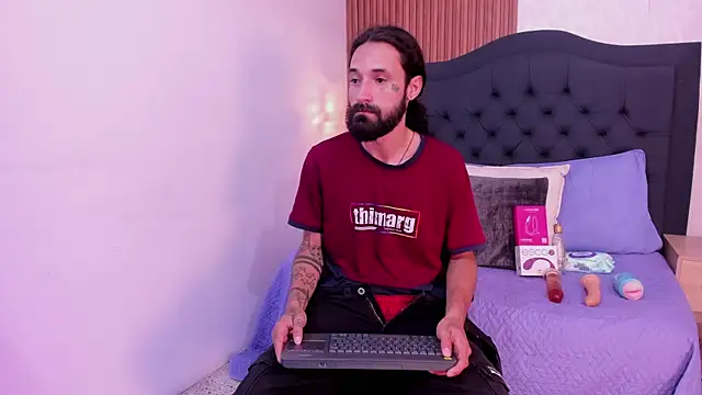 Hisoka_011 webcam
