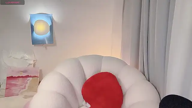 Watch mistylana_ live on EroticFlix - High definition streams
