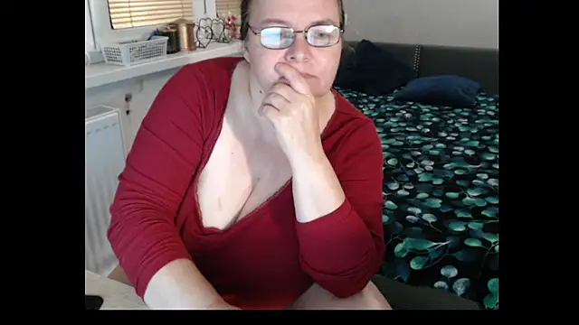 Sweetboobs live cam on StripChat