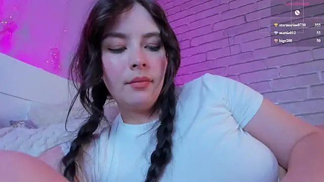 NatalForsy live cam on StripChat