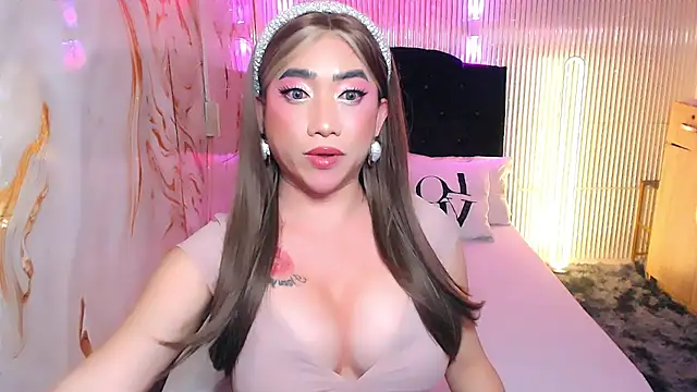 yourTsFantasyBigCock webcam
