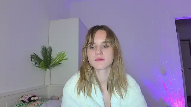 Tessa_Shy_ webcam