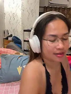 Ponthip webcam