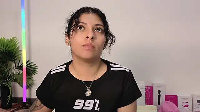 Iam_Issaa webcam