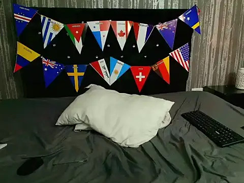 zayn_moretti - Zayn_Moretti's free webcam - UK Sex Cams