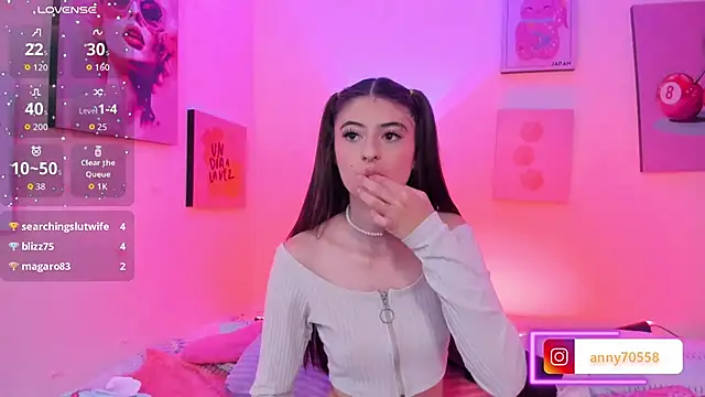 Watch AnnyCotton live on EroticFlix - High definition streams