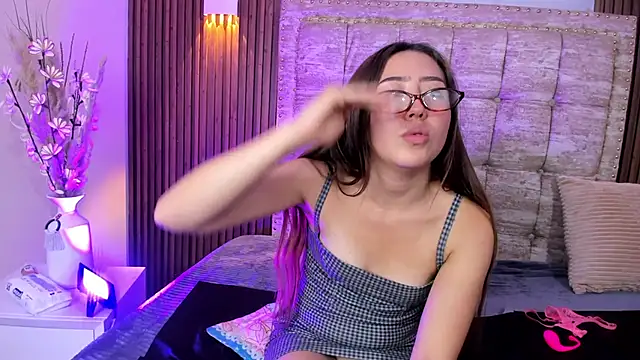 Molly_Sweet__ webcam