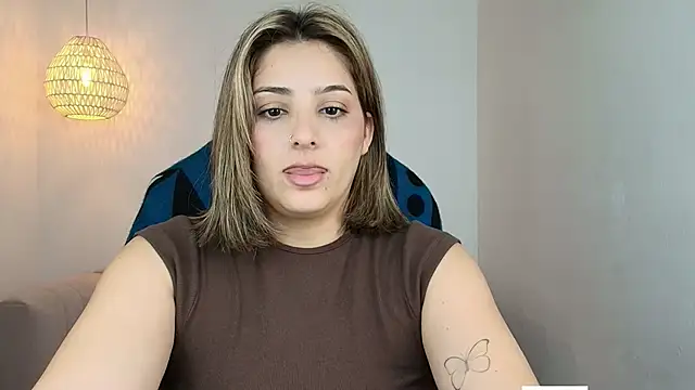 Watch YummyAnna_ live on EroticFlix - High definition streams