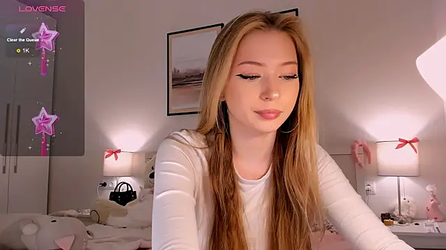 Watch diana_nier live on EroticFlix - High definition streams