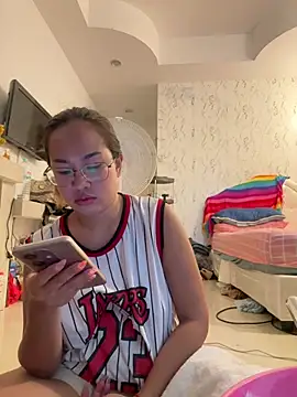 Ponthip webcam