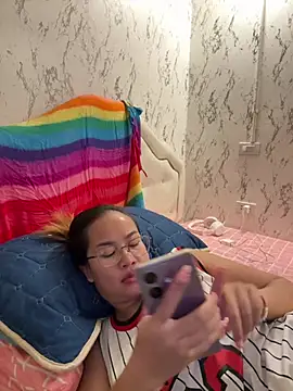 Ponthip live sex cam