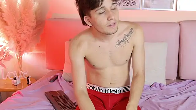 JazMaxxx webcam