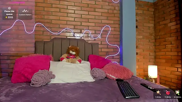 Lia_roselle webcam