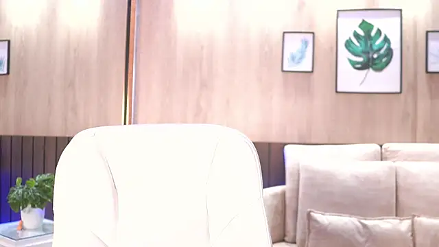 EmmaWalkerr_ webcam