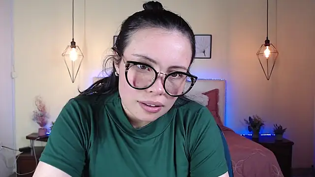 Megan_05_ webcam