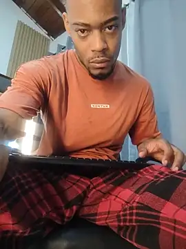 Oliver_bigblack_cock webcam