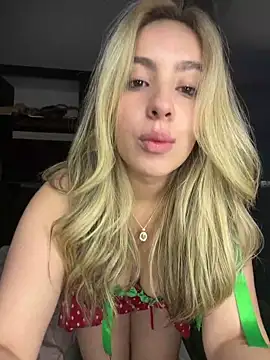 Cloee_Rainbow1 webcam